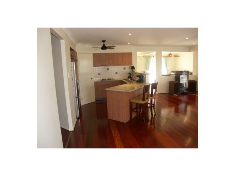 77 Summerfields  Dr, Caboolture QLD 4510