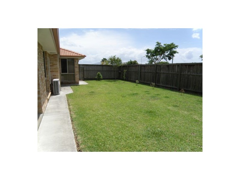 77 Summerfields  Dr, Caboolture QLD 4510