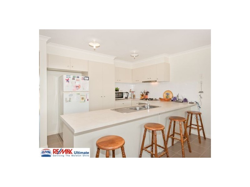 25 Dewdrop Place, Ningi QLD 4511