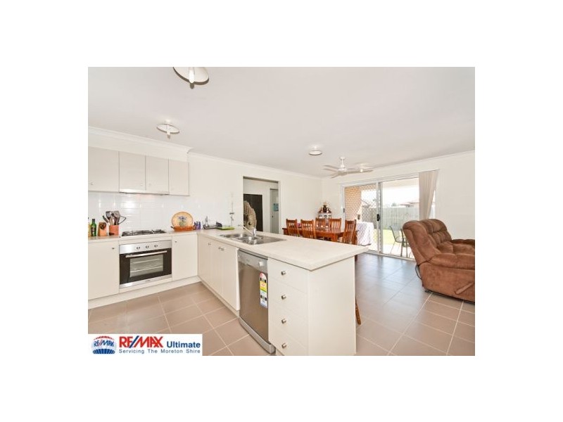 25 Dewdrop Place, Ningi QLD 4511