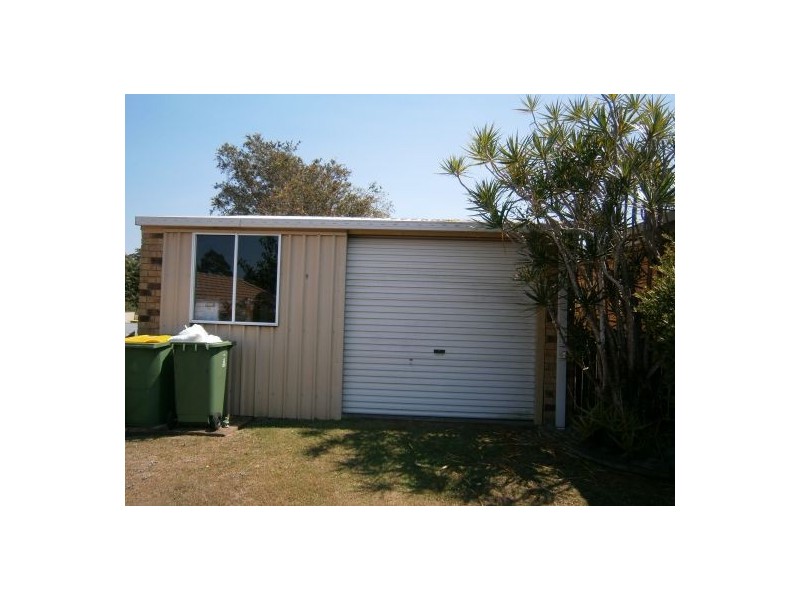 8 Frangipani Court, Kallangur QLD 4503