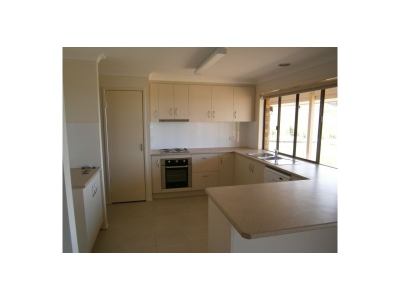 185 F Lindsay Rd, Caboolture QLD 4510