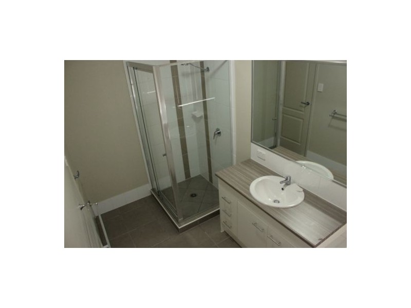 8 Kentia Court, Morayfield QLD 4506