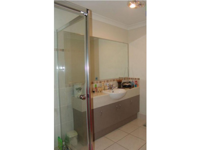 1/15 Duffield Crescent, Caboolture QLD 4510