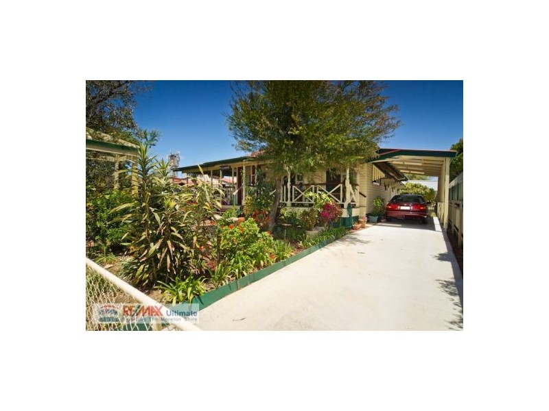 6 Elizabeth  St, Beachmere QLD 4510