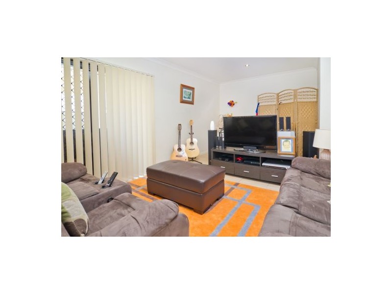 15 Cherrytree Crescent, Upper Caboolture QLD 4510