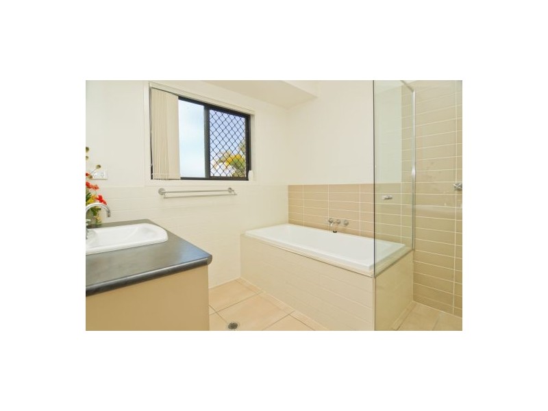 15 Cherrytree Crescent, Upper Caboolture QLD 4510