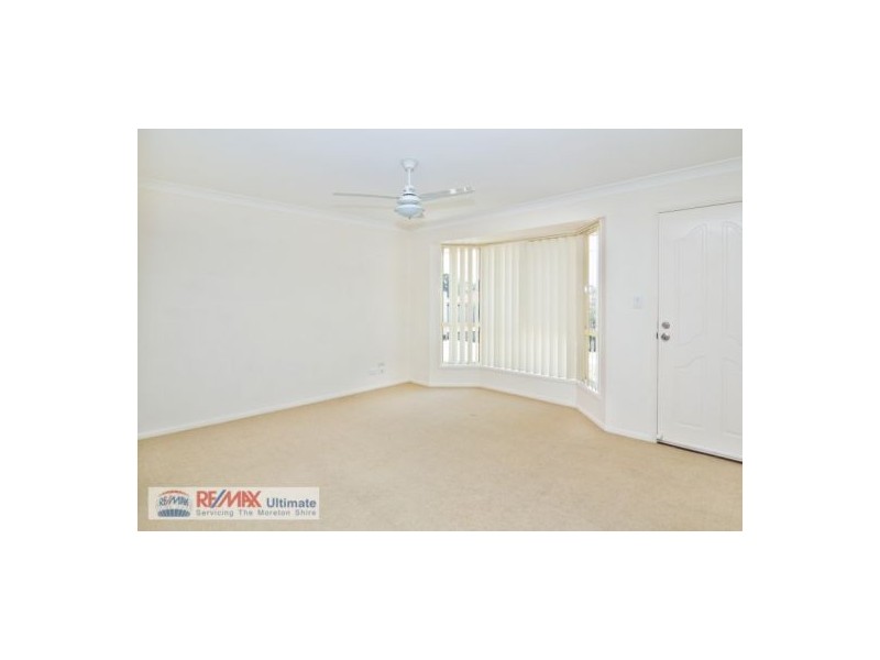 8 Hillside  Crt, Morayfield QLD 4506