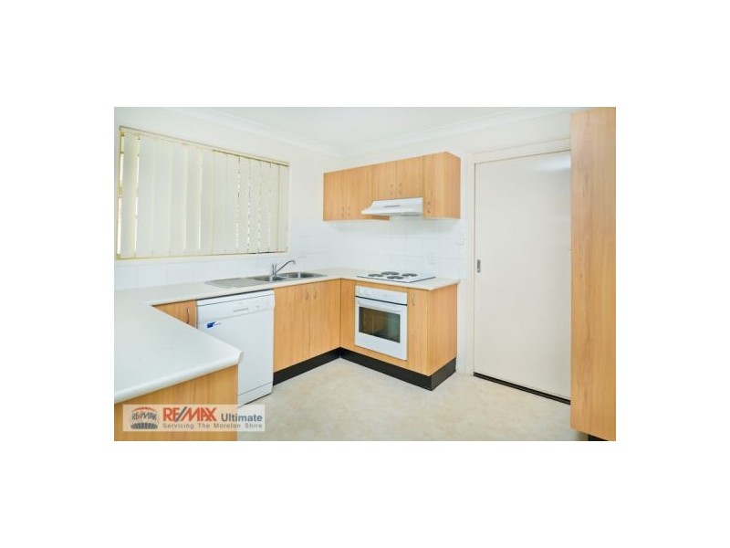 8 Hillside  Crt, Morayfield QLD 4506