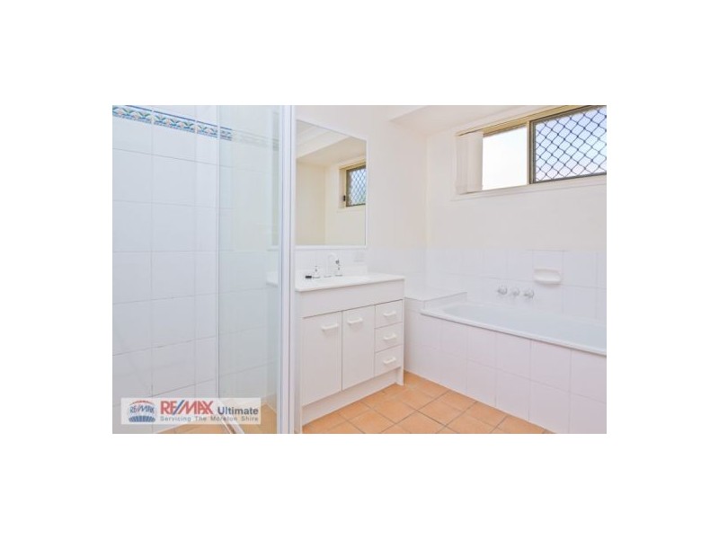 8 Hillside  Crt, Morayfield QLD 4506