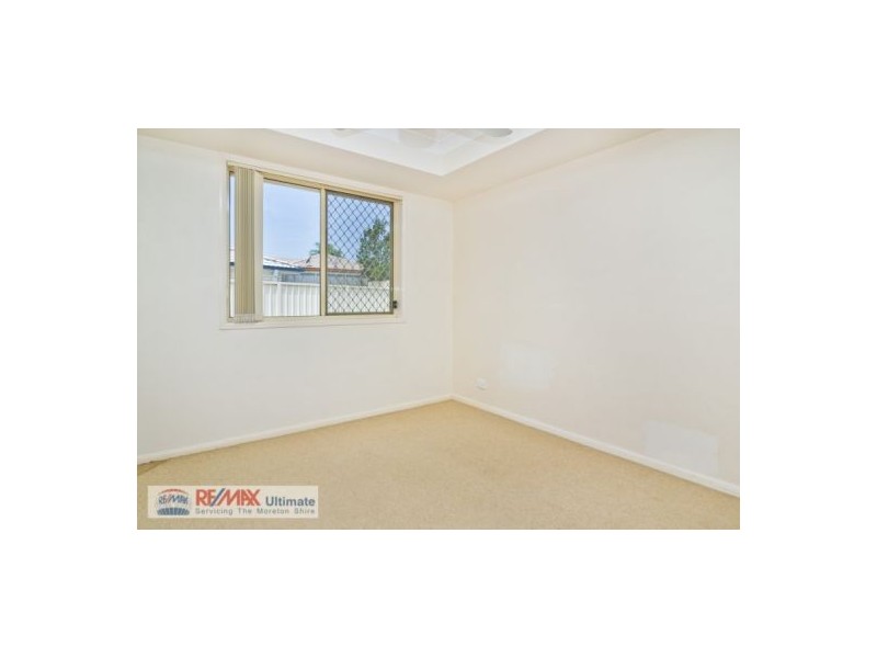 8 Hillside  Crt, Morayfield QLD 4506