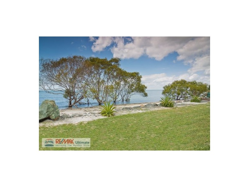 14 Bayside Drive, Beachmere QLD 4510