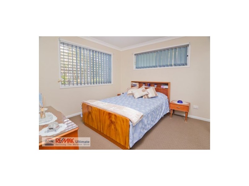 14 Bayside Drive, Beachmere QLD 4510