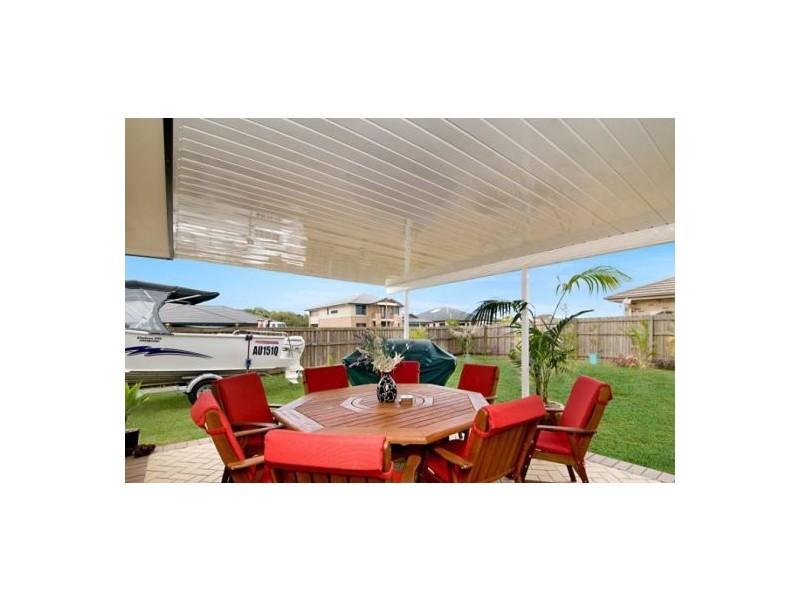 23-27 Sandheath Place, Ningi QLD 4511