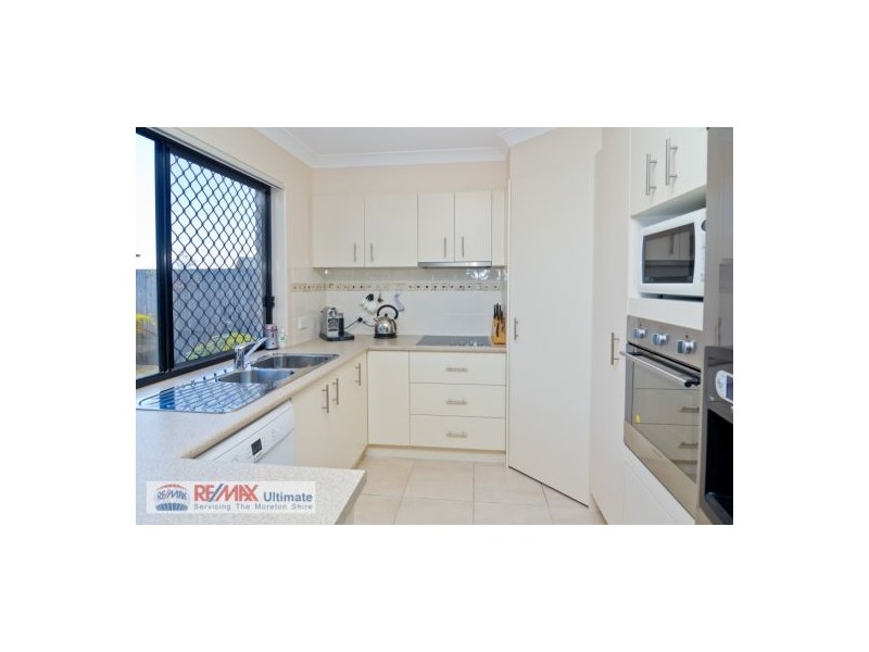 23-27 Sandheath Place, Ningi QLD 4511