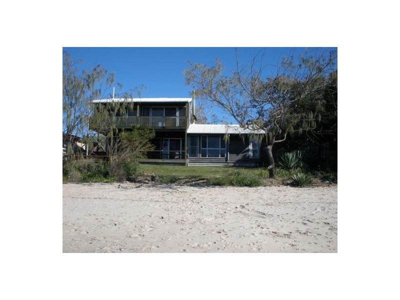 71 Coronation Avenue, Beachmere QLD 4510