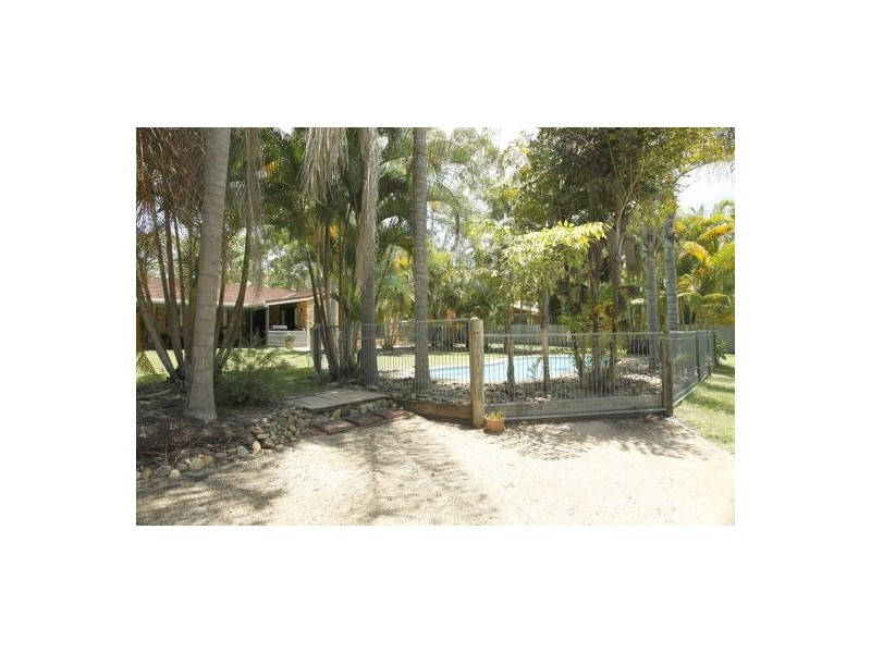 656 Bestmann Road, Ningi QLD 4511