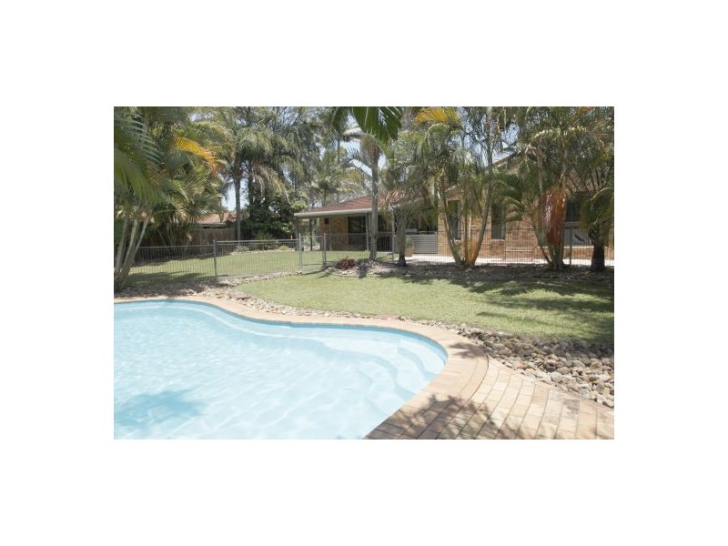 656 Bestmann Road, Ningi QLD 4511