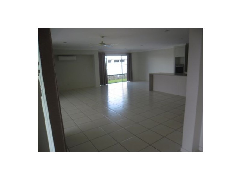62 Wedgetail Circuit, Narangba QLD 4504