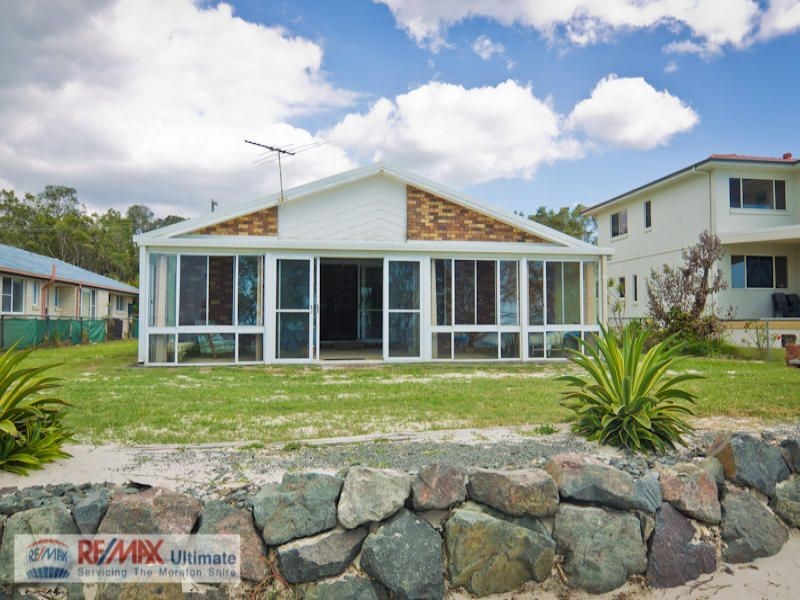 14 Bayside Drive, Beachmere QLD 4510