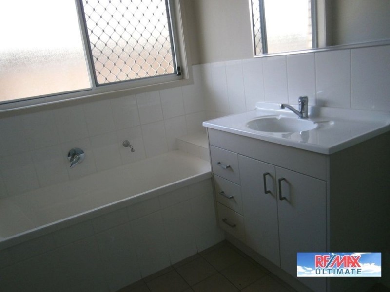 7 Newmarket Drive, Morayfield QLD 4506