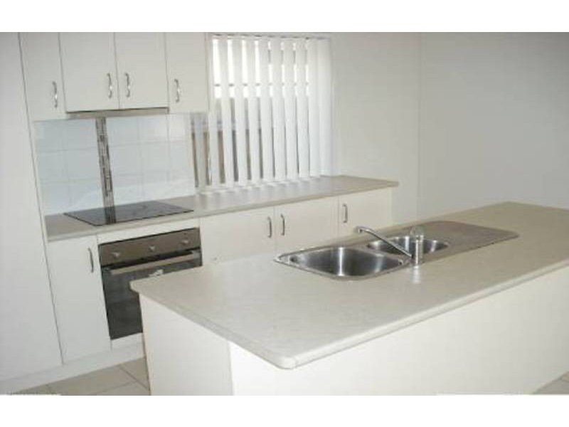 North Lakes QLD 4509