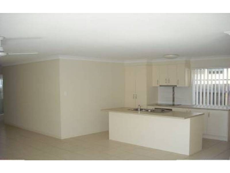 North Lakes QLD 4509