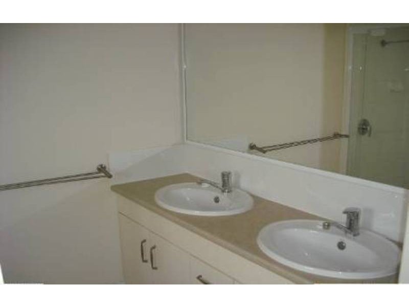 North Lakes QLD 4509