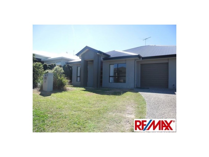 1/4 Player Street, North Lakes QLD 4509