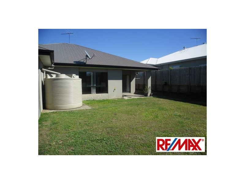 1/4 Player Street, North Lakes QLD 4509
