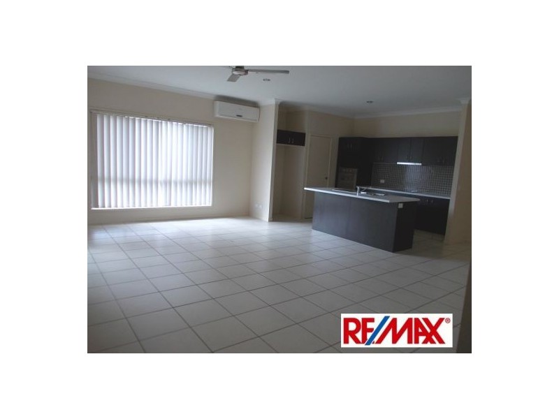 1/4 Player Street, North Lakes QLD 4509
