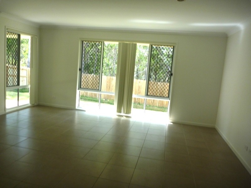 30 Bangalow Street, Morayfield QLD 4506