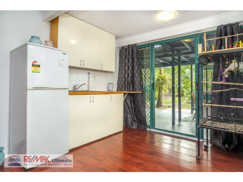30 Moreton Terrace, Beachmere QLD 4510
