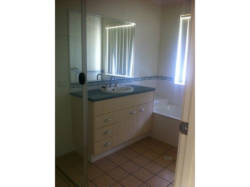 19 Eeles Drive, Morayfield QLD 4506