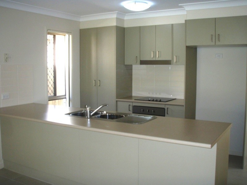 26 Jones Street, Rothwell QLD 4022