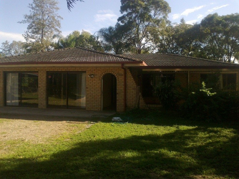 50 Grant rd, Morayfield QLD 4506