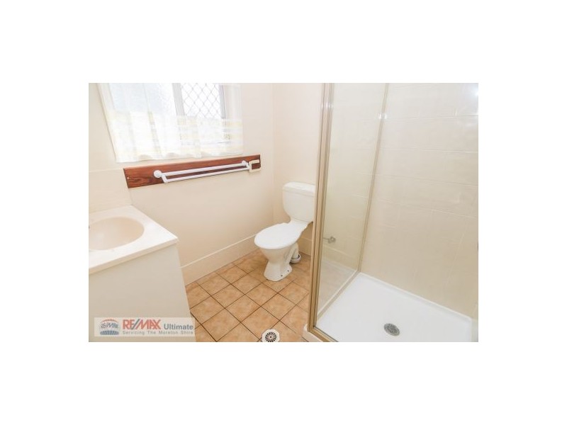 22 Columbia Drive, Beachmere QLD 4510