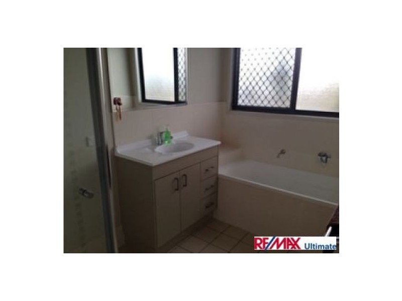 2/190 Male Road, Caboolture QLD 4510