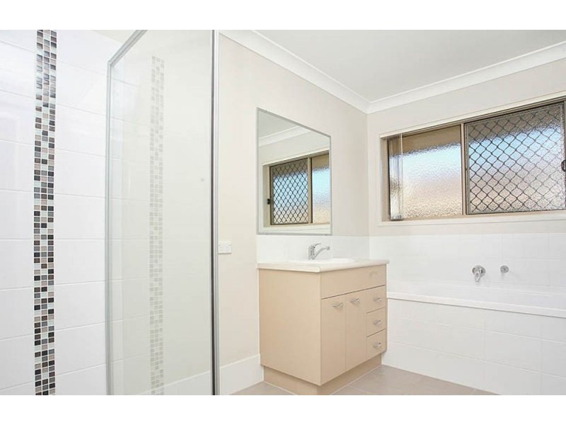 3 Stream Place, Bellmere QLD 4510