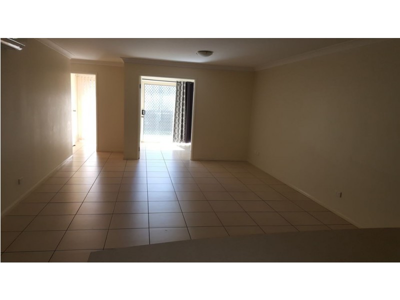 Unit A 16 Adonis Court, Rothwell QLD 4022