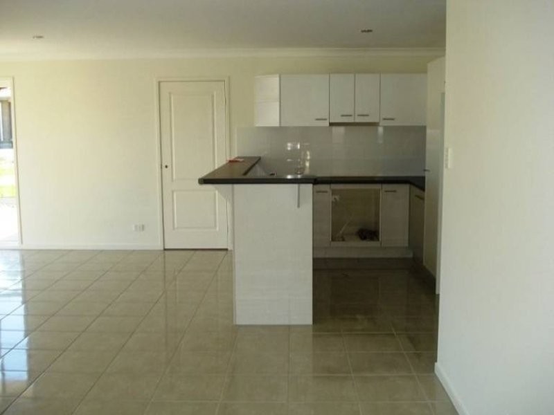 2 Kentia Court, Morayfield QLD 4506