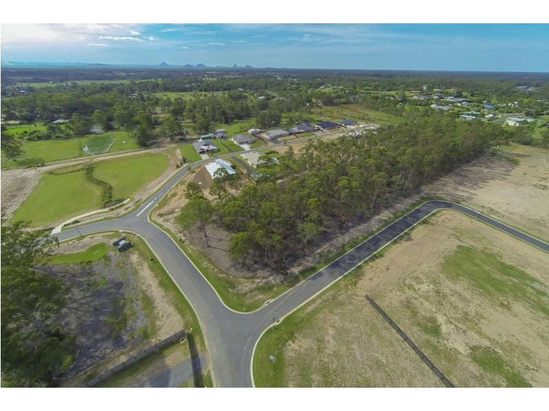 740 Caboolture River Rd Mountain Views Estate, Upper Caboolture QLD 4510