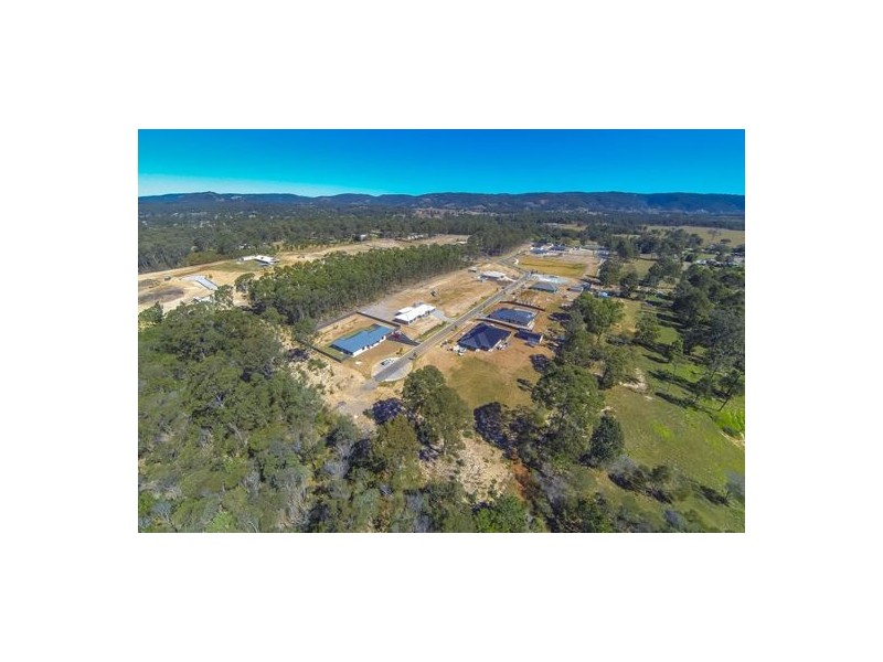 740 Caboolture River Rd Mountain Views Estate, Upper Caboolture QLD 4510