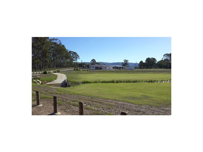 740 Caboolture River Rd Mountain Views Estate, Upper Caboolture QLD 4510