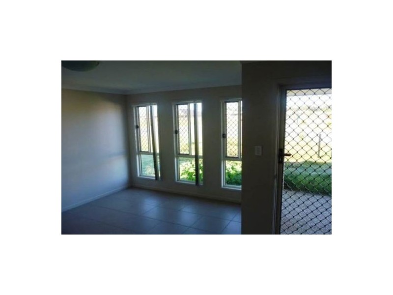 2/65 Water Fern Drive, Caboolture QLD 4510