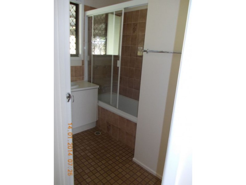 430 Bishop Road, Beachmere QLD 4510