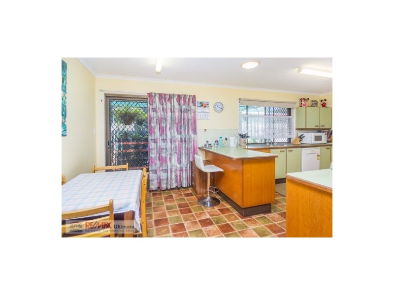 4 Patrick Street, Beachmere QLD 4510