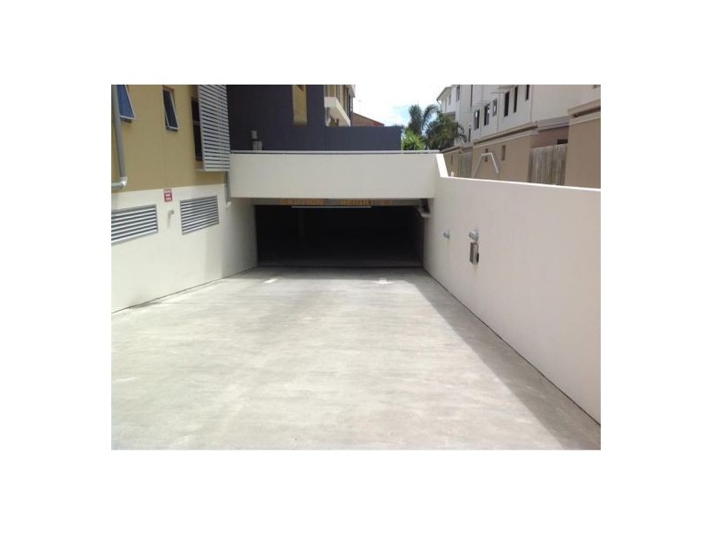 14/8-10 Georgina St, Woody Point QLD 4019
