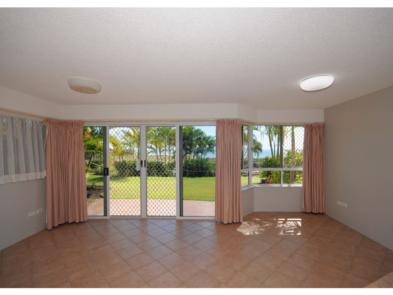 Urangan QLD 4655