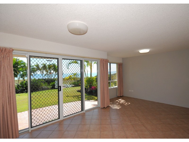 Urangan QLD 4655